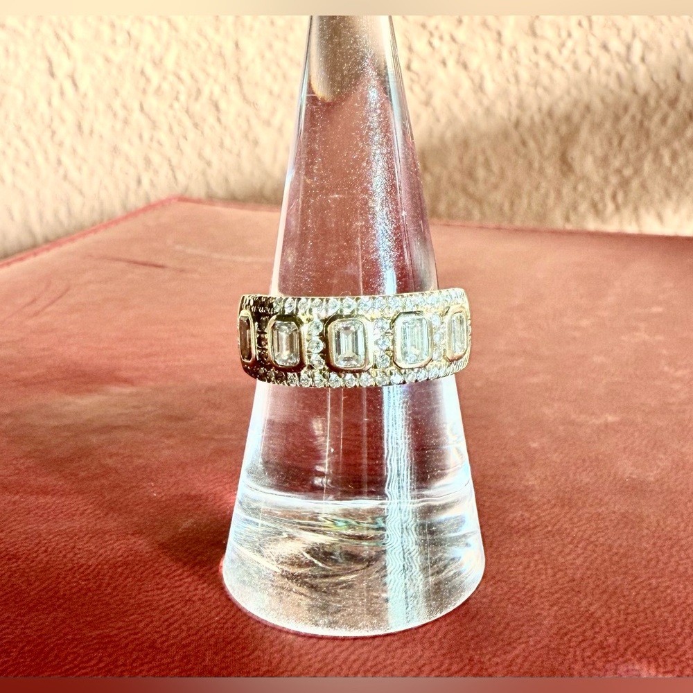 BRAND NEW 📣📣 Diamond Anniversary Ring 1-1/2 ct Emerald-cut/Round 14K Gold